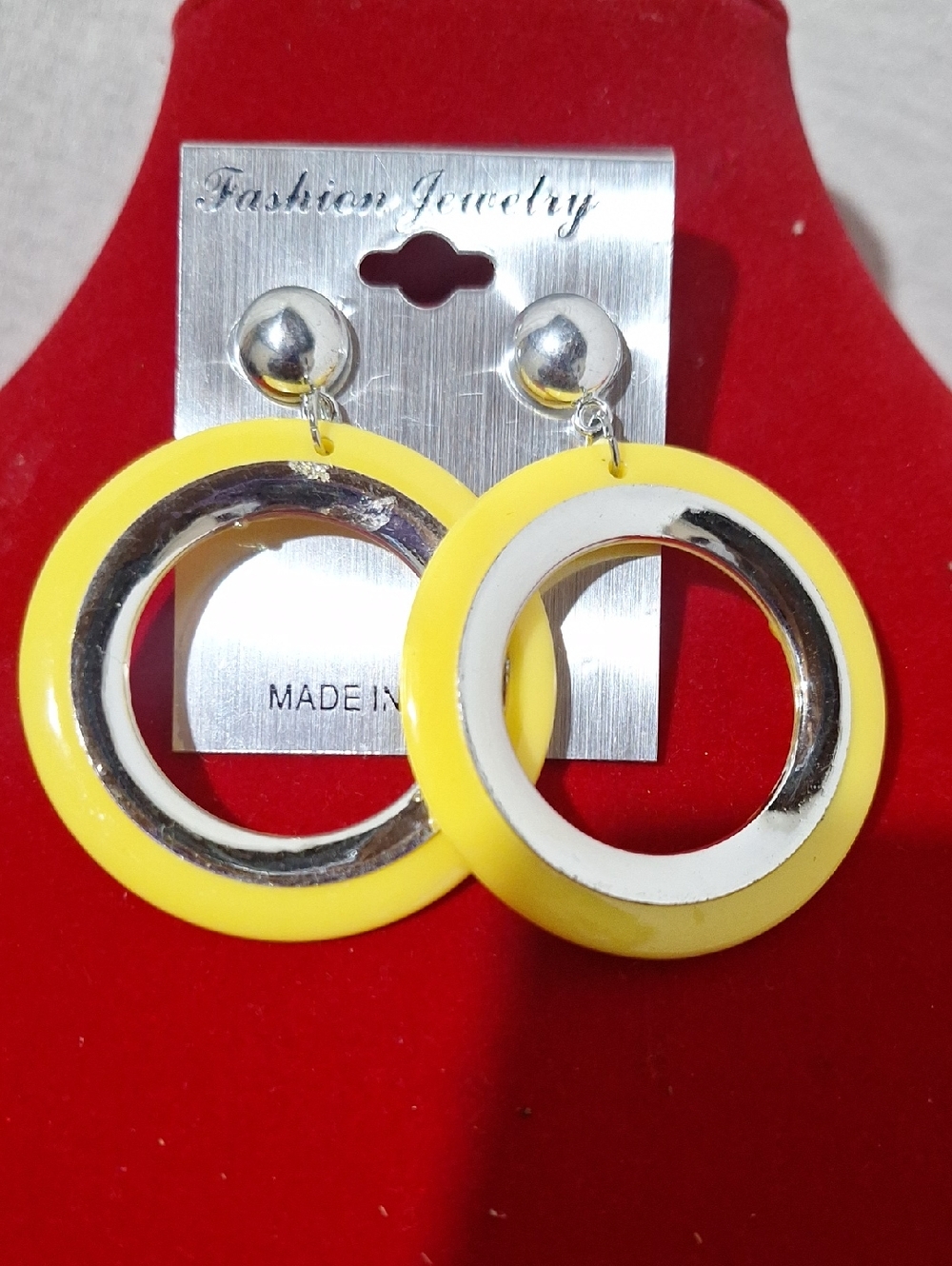 Fashion Jewelry Yellow and Silver Circular Drop Earrings